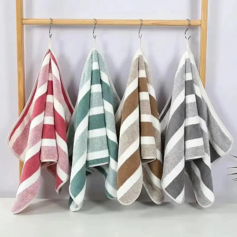 Toalla de baño suave y absorbente