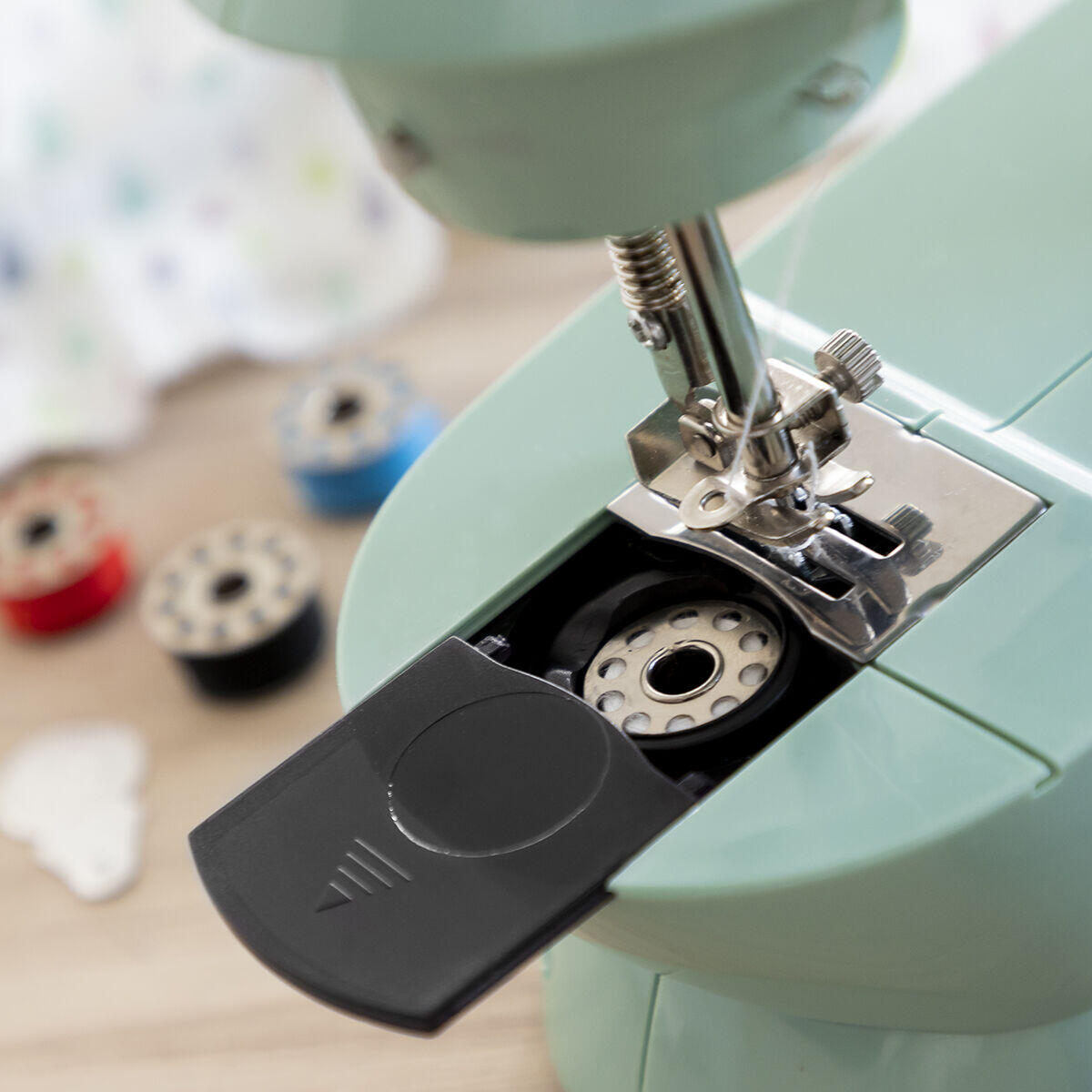 Mini máquina de coser portátil
