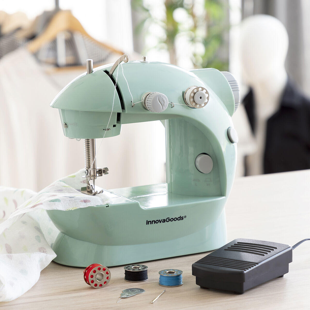 Mini máquina de coser portátil
